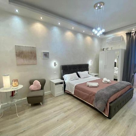 Apartment Close To The Coloseum, 2 Minutes Walk From Metro A Εξωτερικό φωτογραφία