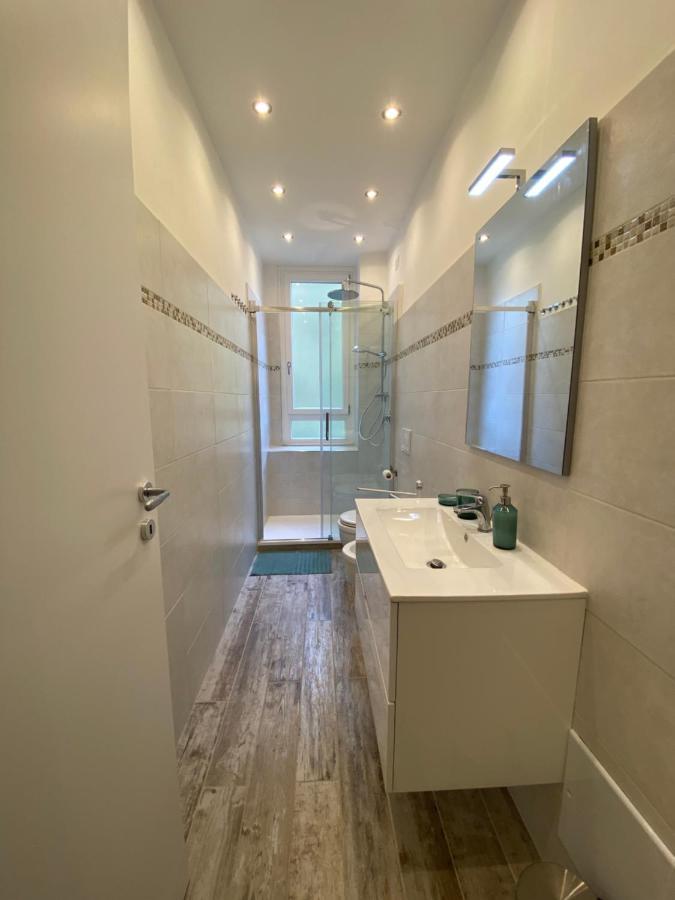 Apartment Close To The Coloseum, 2 Minutes Walk From Metro A Εξωτερικό φωτογραφία