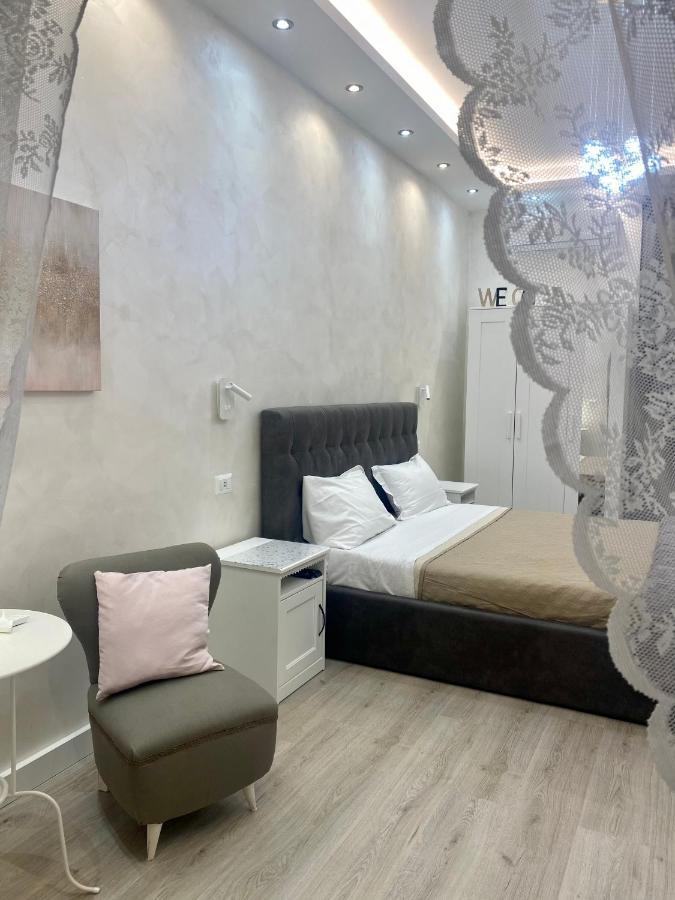 Apartment Close To The Coloseum, 2 Minutes Walk From Metro A Εξωτερικό φωτογραφία